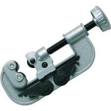 GENERAL Heavy Duty Tubing Cutter 1/4" to 1 5/8" Cap.