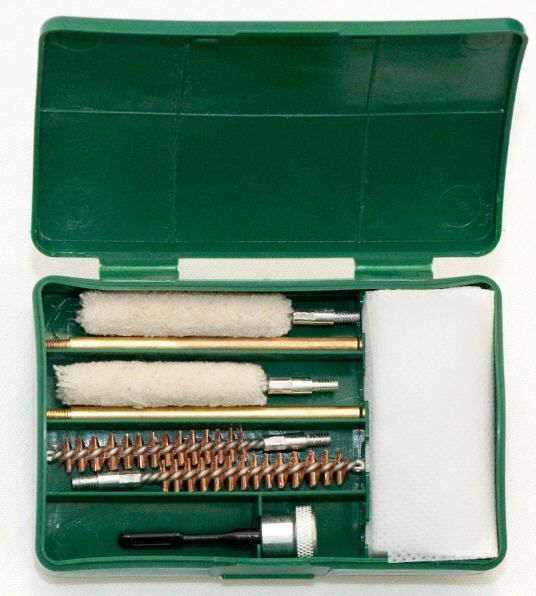 PISTOL CLEANING BRUSH KIT