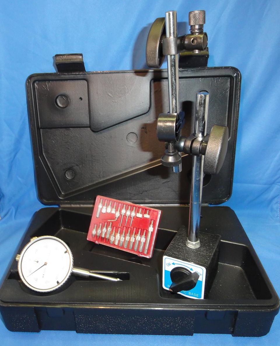 MBF-3 3 PC PRECISION TOOL KIT WITH MOLDED PLASTIC CASE.